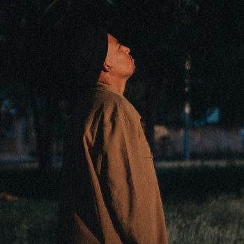 دانلود آهنگ ناجی بی تو پیر میکنه بودن دلم میره چشات گیر میکنه رو من دانلود آهنگ ناجی بی تو پیر میکنه بودن دلم میره چشات گیر میکنه رو من
