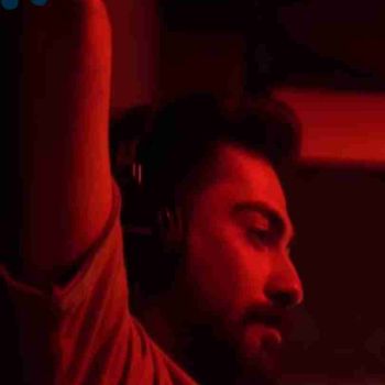 آهنگ  مهرداد دی ام دردی و درمون منی تو قاتل جون منی